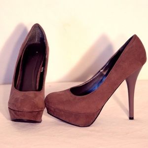 Massimo Tan Suede Platform Pumps